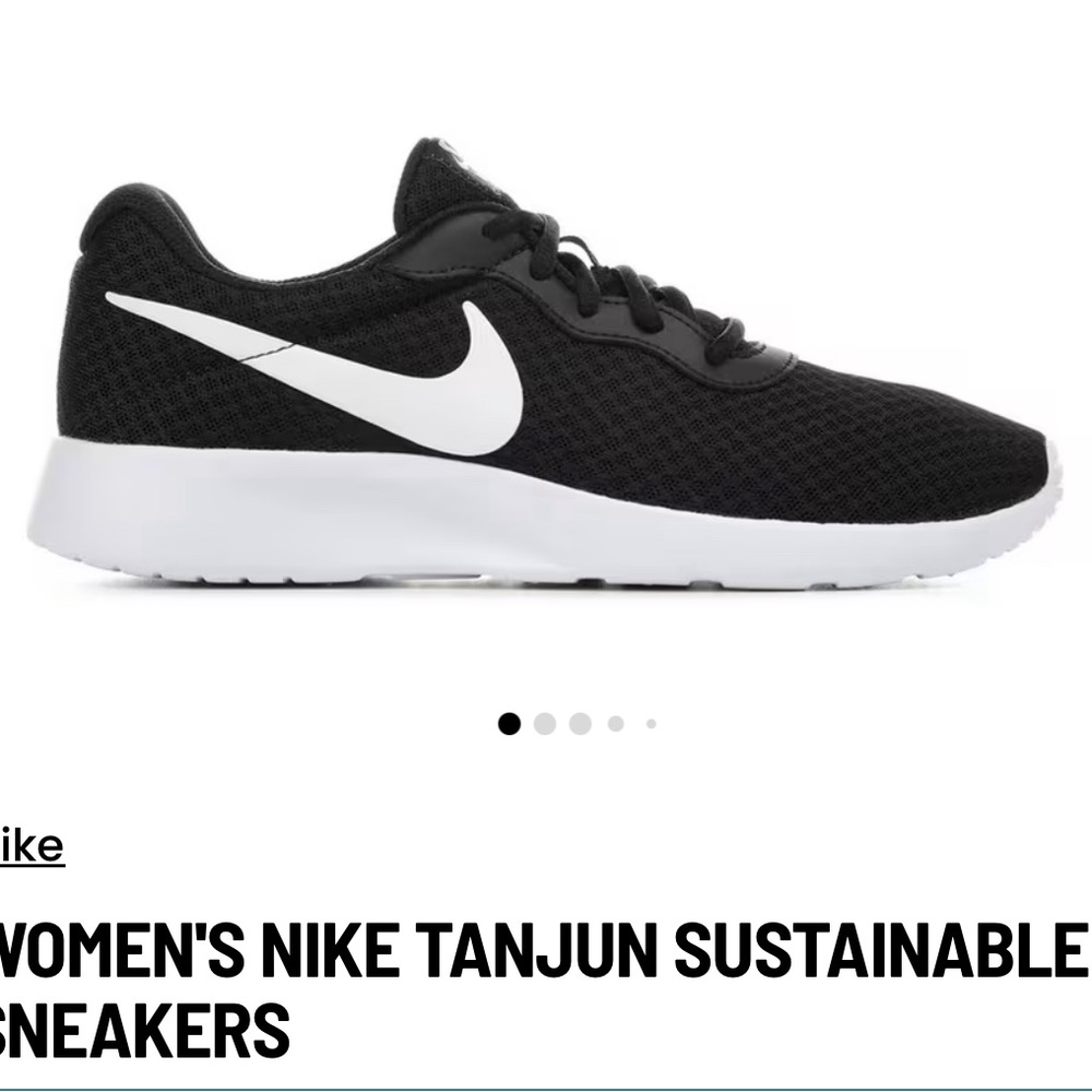 Nike Black and White Sneakers Sleek Minimalist Design